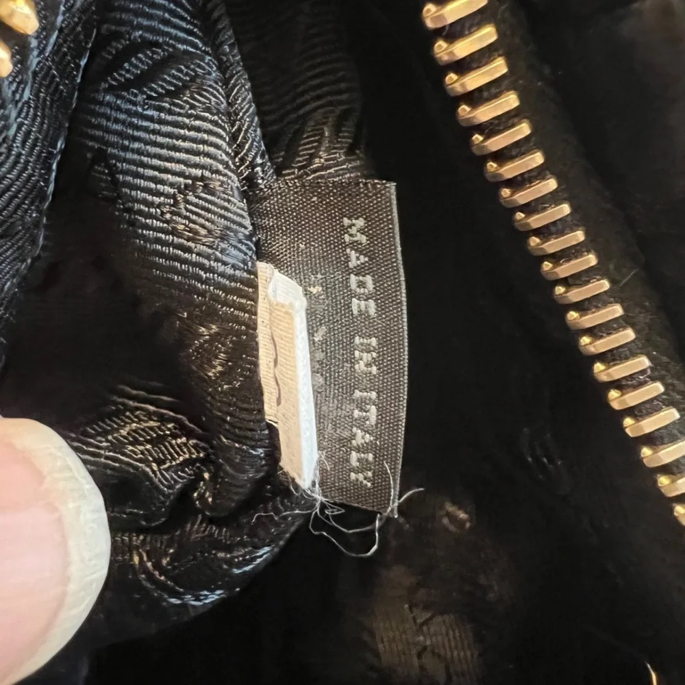 Prada Nappa Gauffre wristlet - Picture 9 of 12